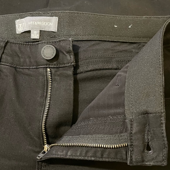 Wit & Wisdom • Sawyer Mid-Rise Straight Leg Jeans • Women’s 10 • Black - Picture 3 of 11